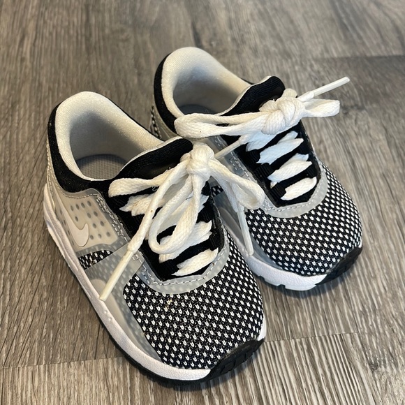 SOLD Nike Air Max Zero 4c - Picture 1 of 4